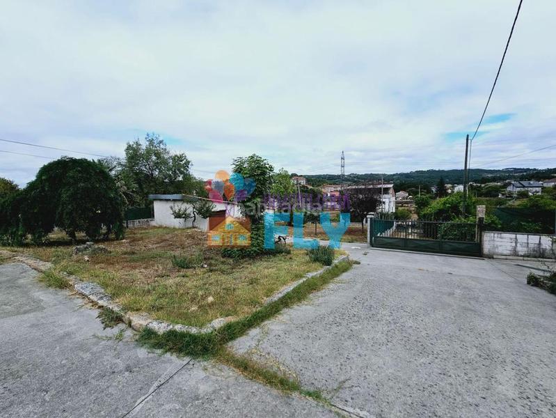 Foto 23321eff-97c6-49ed-8fb7-96fd293e75e0. Chalet en San Cibrao das Viñas