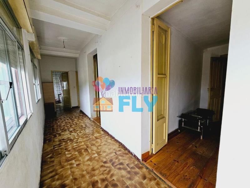 Foto 4e5c503e-c3d4-47ec-91a5-4b3a26685f20. Chalet en San Cibrao das Viñas