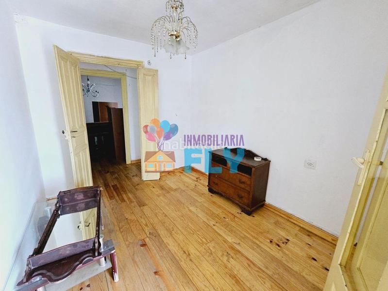 Foto 63add063-acd6-4ee6-9c72-bc08a7ad67f1. Chalet en San Cibrao das Viñas