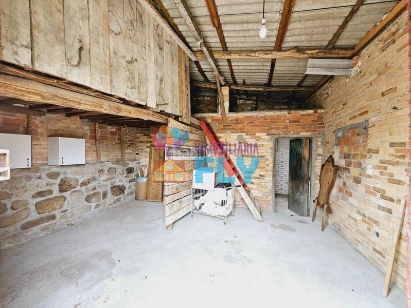 Foto 816bea0f-3610-4dd8-9996-27b4ad2f1b6b. Chalet en San Cibrao das Viñas