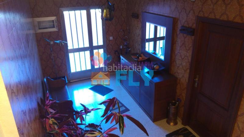 Foto b158688a-2c59-4b32-a1be-2617dfb20809. Chalet mit heizung parking in Zona Fernández Labreda Pontevedra