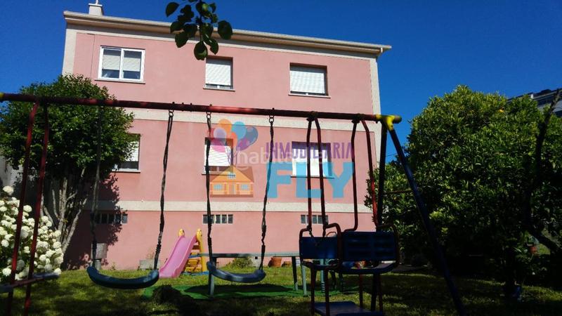 Foto b1c79769-6ff9-4453-92f0-1e75dde2b028. Chalet with heating parking in Zona Fernández Labreda Pontevedra