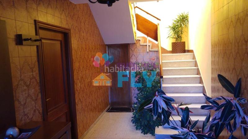 Foto 5691d024-787a-47e8-8a4d-d5e8e2066e26. Chalet avec chauffage parking dans Zona Fernández Labreda Pontevedra