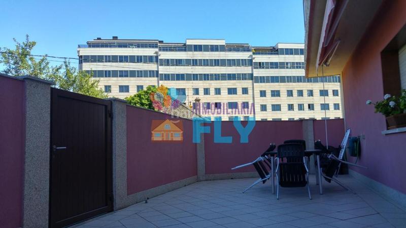 Foto 51767261-aa4f-40c3-9f70-33d9a9d86805. Chalet en Zona Fernández Labreda Pontevedra