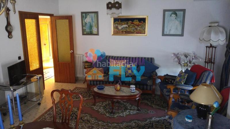 Foto 4040527a-748f-43c9-86a2-f2dec4220fd1. Chalet con riscaldamento parcheggio in Zona Fernández Labreda Pontevedra