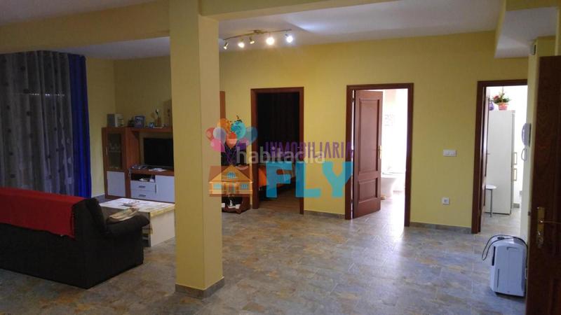 Foto bfecc910-f693-4075-8620-a2f51354ce72. Chalet con riscaldamento parcheggio in Zona Fernández Labreda Pontevedra