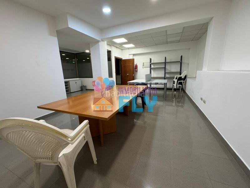 Foto 3644f2bf-bcc8-4d6d-9b81-8a0e082186f0. Location bureau dans Camelias - Pi y Margall Vigo