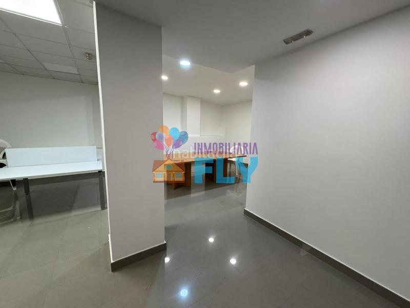 Foto b2bbed33-686c-48e3-b96b-52d117b8eda9. Location bureau dans Camelias - Pi y Margall Vigo