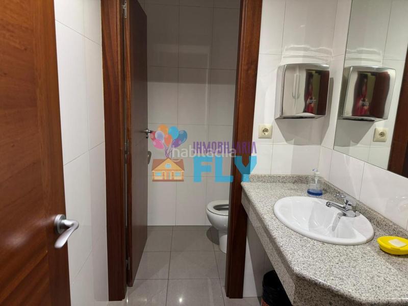 Foto 84ff9551-2780-495e-8aee-c79a37a938d5. Alquiler oficina en Camelias - Pi y Margall Vigo