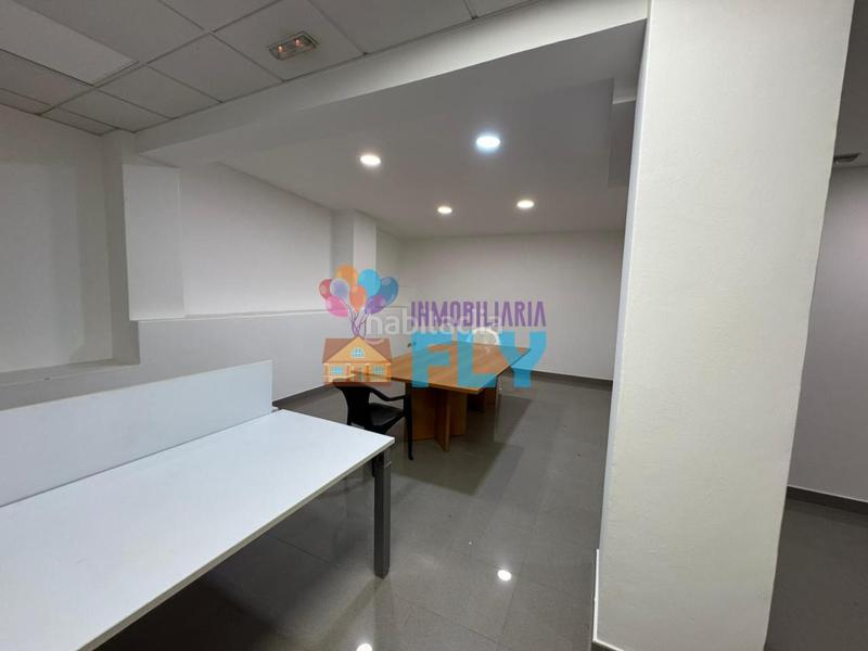 Foto d863f287-e41f-48c7-b2d1-b2f549210ff7. Alquiler oficina en Camelias - Pi y Margall Vigo