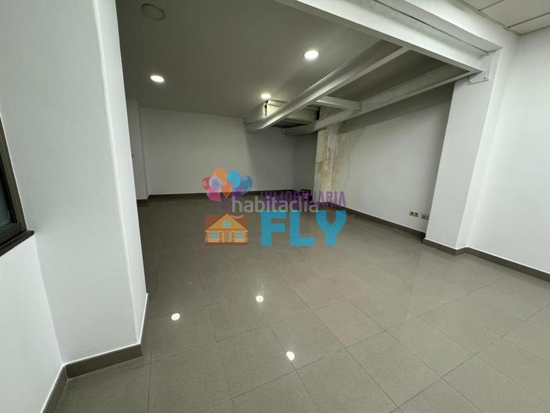 Foto 542b5f7f-4983-4aec-a09f-35d7e98dcccc. Rent office space in Camelias - Pi y Margall Vigo