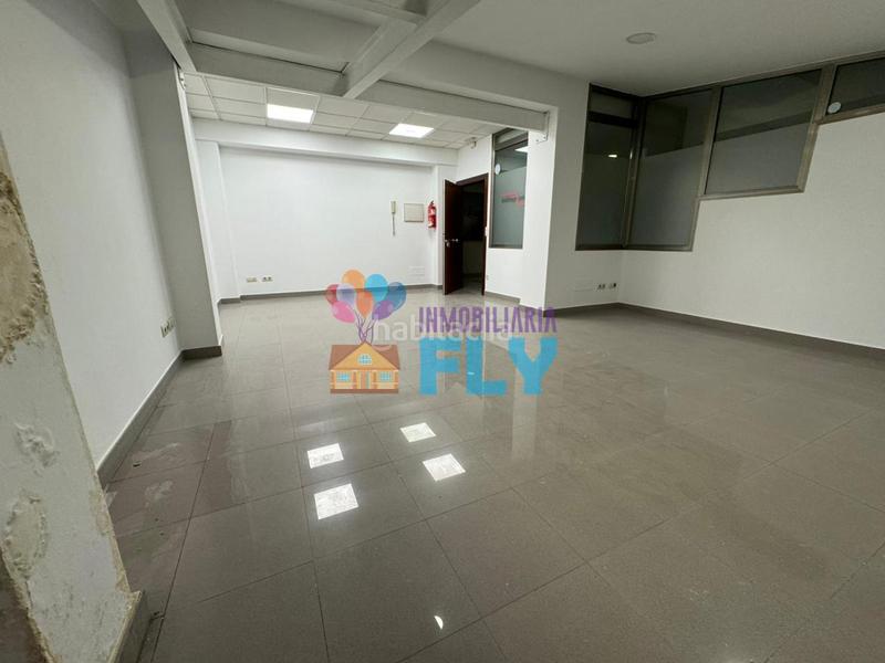 Foto 0fe22a32-5385-463a-9f16-d3f9e13507fb. Lloguer oficina a Camelias - Pi y Margall Vigo