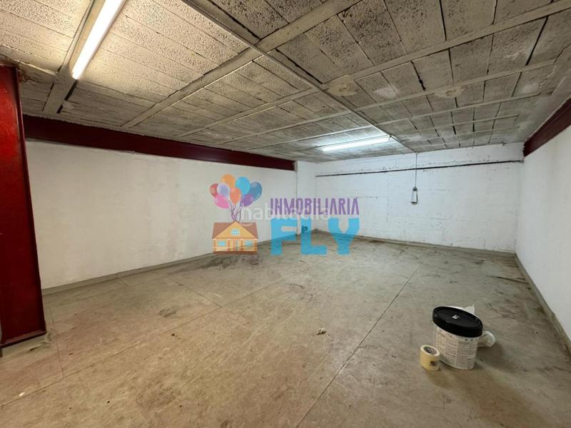 Foto df6ba270-33d6-42dc-81ad-8d9073182158. Location local commercial dans Plaza España - Corte Inglés Vigo