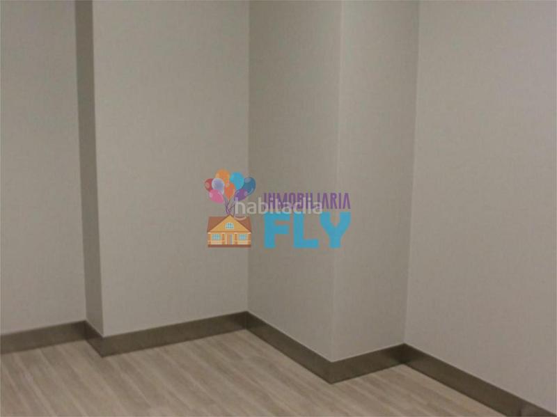 Foto ae23aabe-ed2c-4b0e-b353-4f1ca0e8b51b. Local comercial a Fátima Vigo