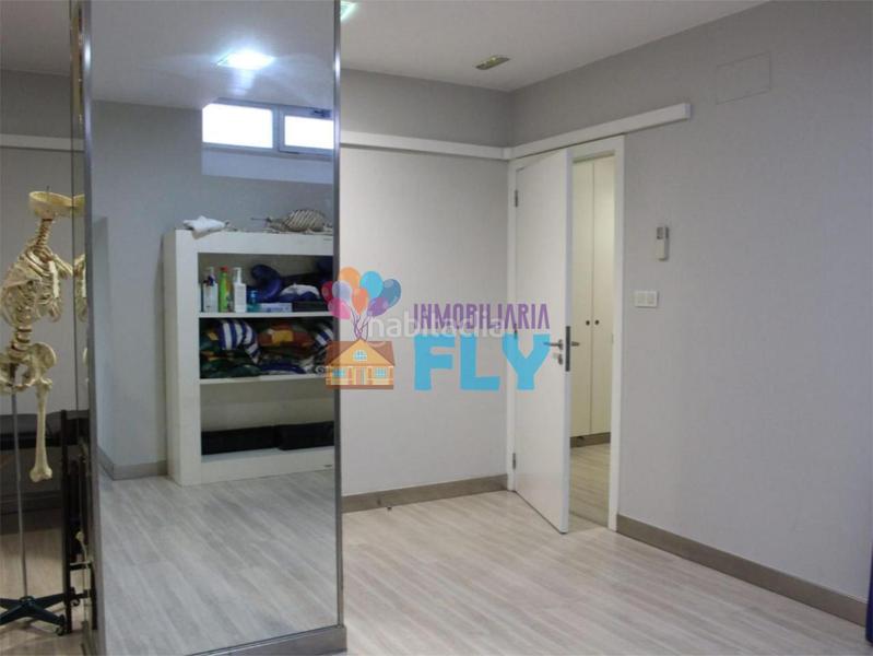 Foto da4f7be8-b7bc-475c-8070-c9cf6bde0eba. Local comercial a Fátima Vigo