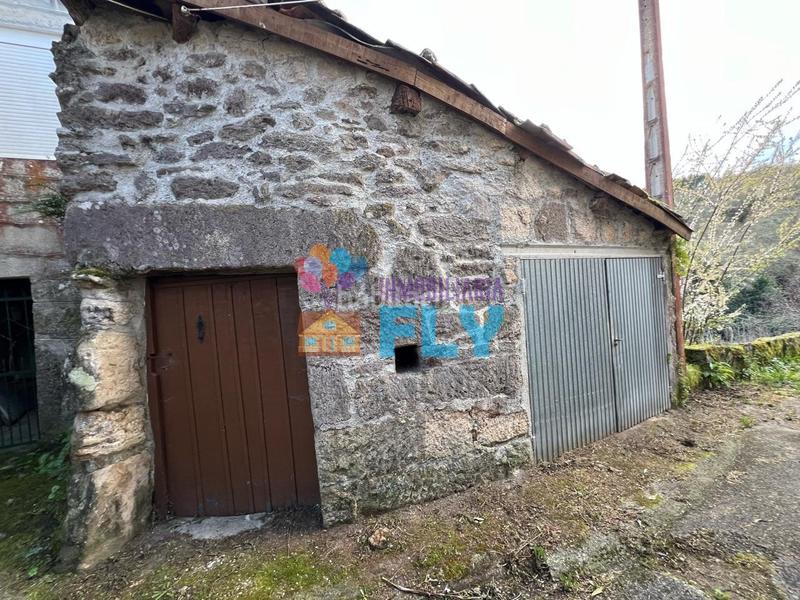 Foto ea743665-9040-48e5-8d94-8b892d1086a3. Haus mit parking in Ventiun Ourense