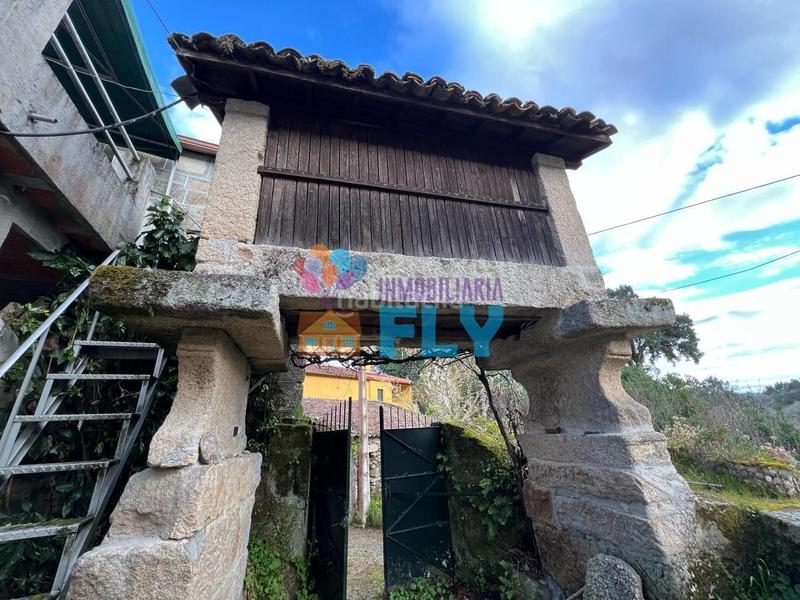 Foto 0d3ec5aa-1b33-4d20-8e63-dfa8b859717c. House with parking in Ventiun Ourense