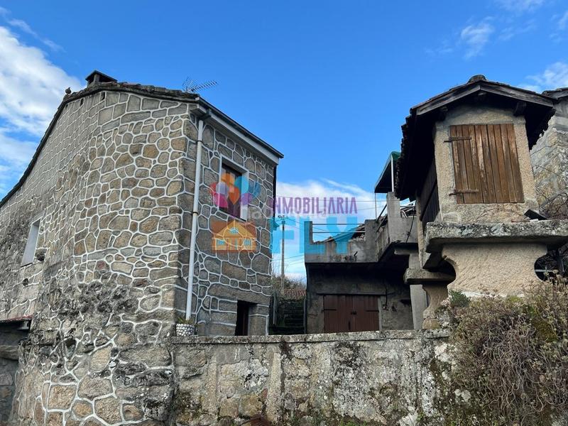 Foto 6735858e-35b0-4aaa-aee0-abe690e4dca2. House with parking in Ventiun Ourense