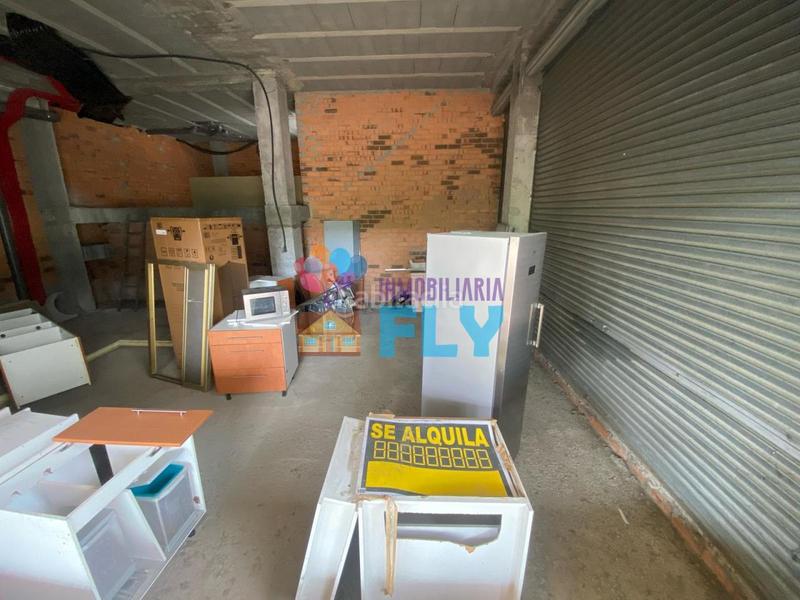 Foto 2848c0e6-b9b4-4e56-ba0b-2ee9e11355c9. Local comercial en Centro Ourense