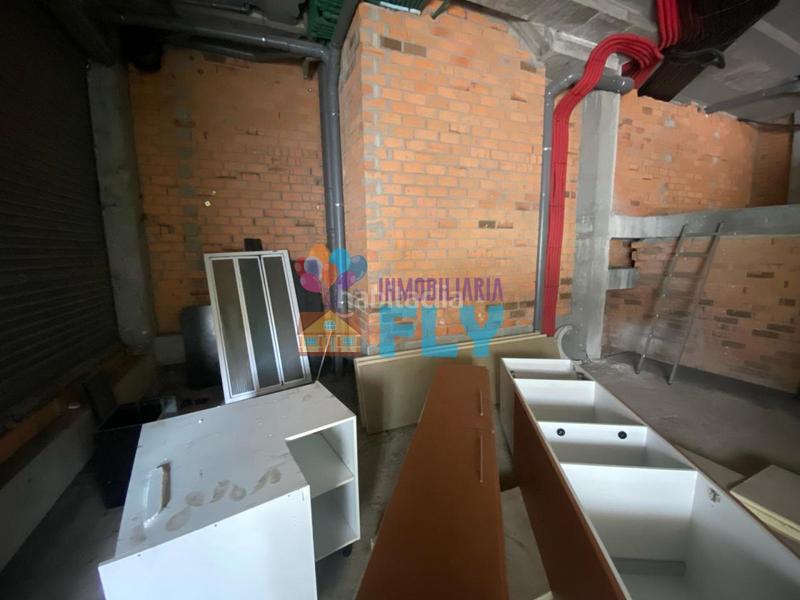 Foto 2c6e6db0-bf9b-4449-80eb-8f16b765280d. Local comercial en Centro Ourense