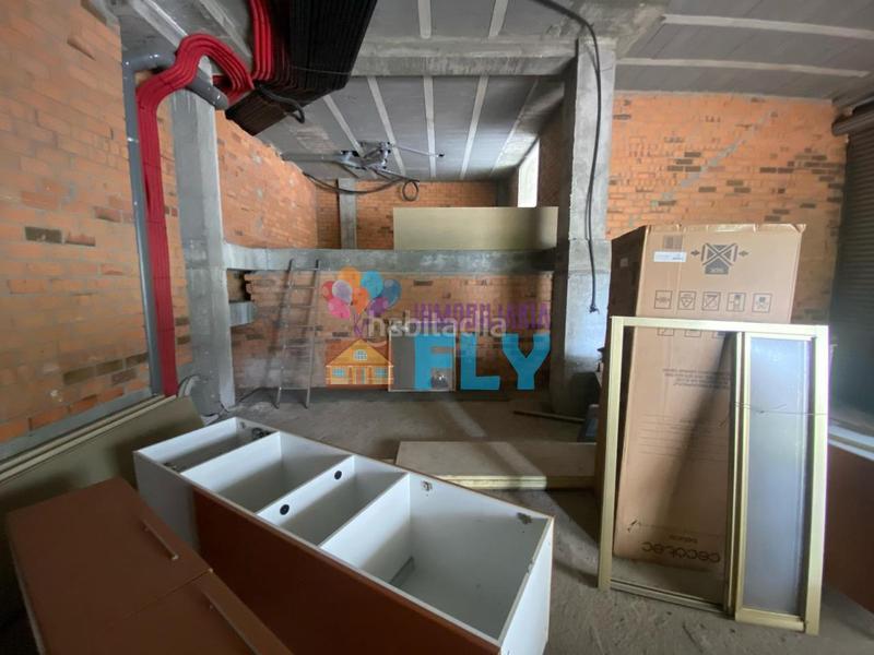 Foto 7fb93b76-2a78-46a5-b212-5e6ba933bd12. Local comercial en Centro Ourense