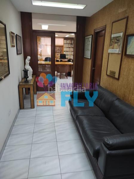 Foto 1398358a-1c70-4624-bcbb-f0ebe928683d. Ufficio con riscaldamento parcheggio in Casablanca - Calvario Vigo