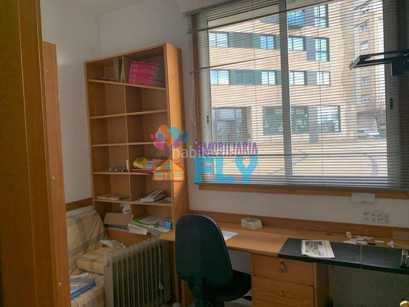 Foto 09080c49-4e01-4ef3-a7b9-3d7dfdf49bcc. Local comercial a Coia Vigo