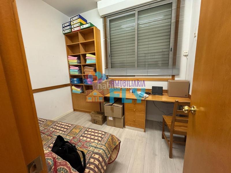 Foto 29e80453-a727-46d8-90cd-6c4adaa3b567. Local commercial dans Coia Vigo