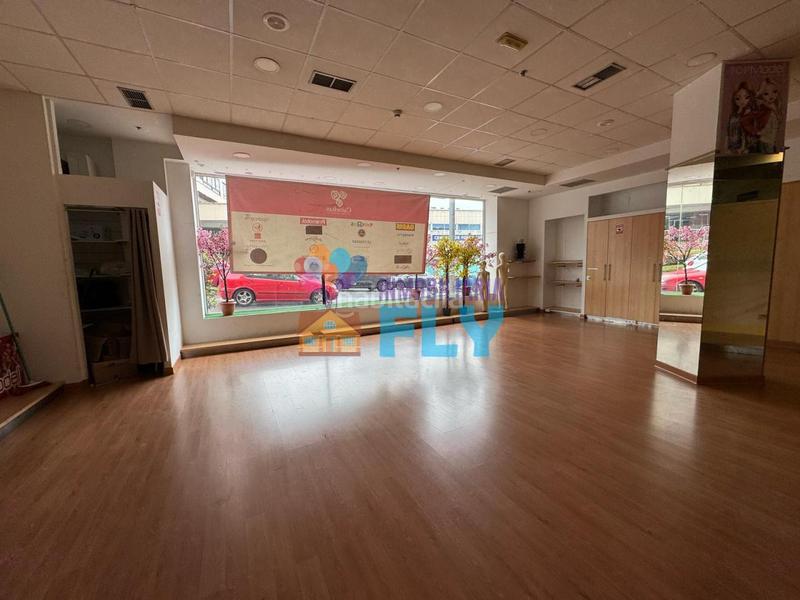 Foto 16ee6814-f307-4d09-a42c-fabb758534a3. Locale commerciale in As Travesas - Balaidos Vigo