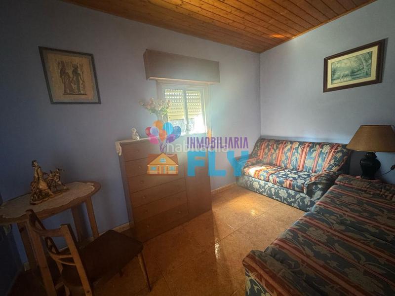 Foto 295b50e6-6fa5-49dc-b772-74a3e3883814. Casa con riscaldamento parcheggio in San Rosendo Ourense