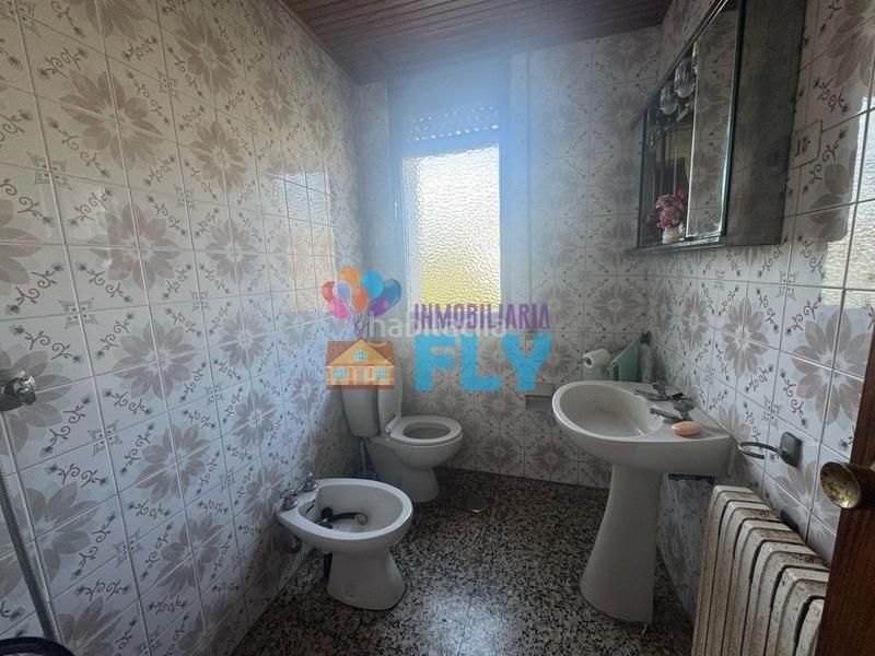 Foto 54353640-1e84-4b30-a17f-315073202c8d. Casa con riscaldamento parcheggio in San Rosendo Ourense