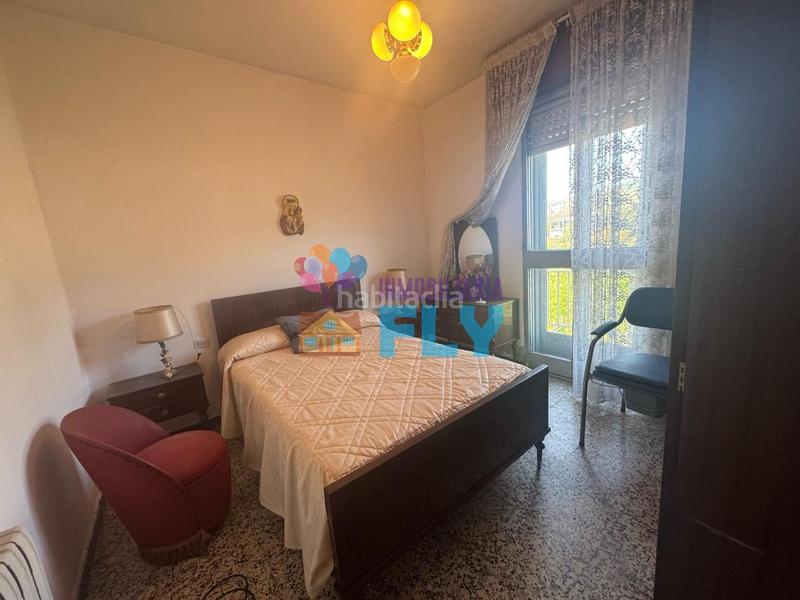 Foto 9d795691-eb05-4b92-b435-620a6814d367. Casa con riscaldamento parcheggio in San Rosendo Ourense