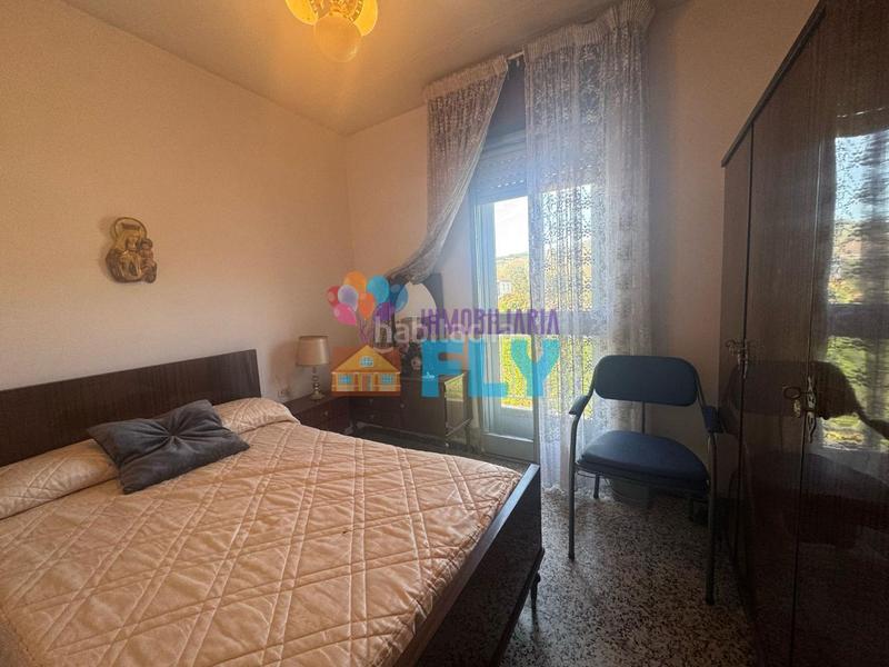 Foto afa0645c-ae5b-47fb-aa03-107b6386f638. Casa con riscaldamento parcheggio in San Rosendo Ourense