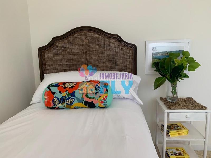 Foto 20bbd0e9-0c18-4dbc-9209-b33ca3e8b402. Xalet amb calefacció a Sanxenxo pueblo Sanxenxo