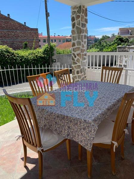 Foto 778898d2-7979-4f49-9e74-ba47aa4abbea. Xalet amb calefacció a Sanxenxo pueblo Sanxenxo