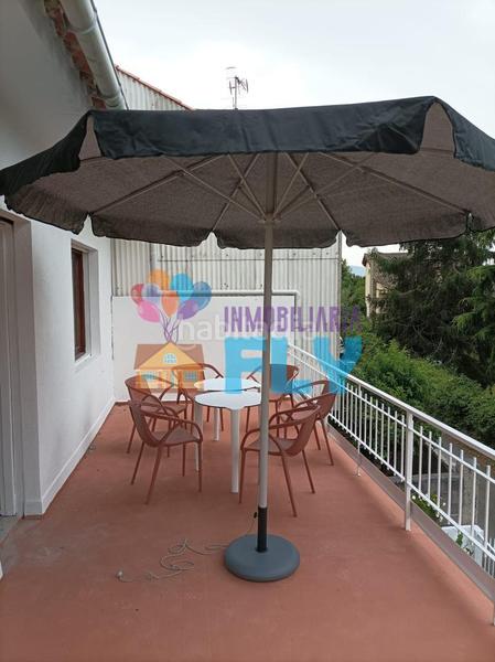 Foto 8eb4b485-2311-4be1-9bba-8d261e4a808c. Xalet amb calefacció a Sanxenxo pueblo Sanxenxo