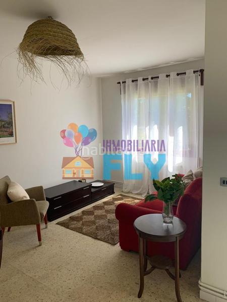 Foto c075ebdf-8724-4ed9-8ffb-f8c7d08f26ca. Xalet amb calefacció a Sanxenxo pueblo Sanxenxo