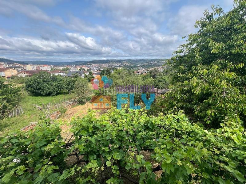 Foto 2b1e03b1-96d6-490b-a3c8-1c2993289901. Chalet en As Lagoas Ourense