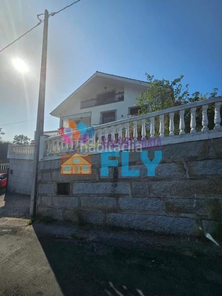 Foto 0f22557e-e104-4d86-849a-f376c61b348f. Chalet en As Lagoas Ourense