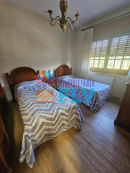 Foto 1bb78ba9-d5c7-48d7-a07e-2f6db9d2f7a5. Chalet en As Lagoas Ourense