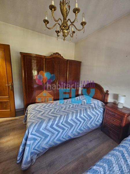 Foto 49f56c1c-94f5-4592-84ce-3ec861081c45. Chalet en As Lagoas Ourense