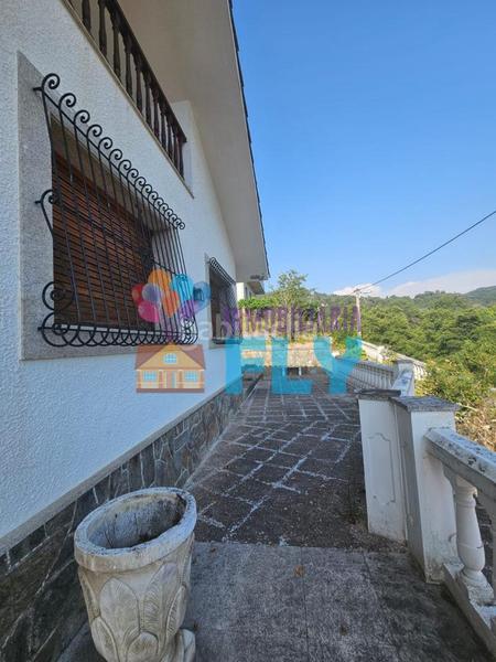 Foto b8a267f4-3db4-4bb2-9b52-f740783d3ba1. Chalet en As Lagoas Ourense