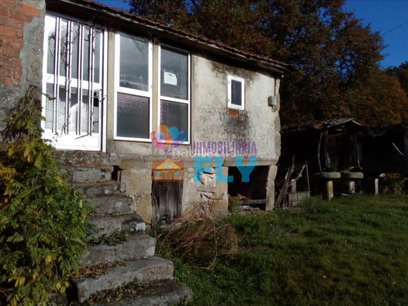Foto e52b8307-4983-4053-b1ad-1350ac986f92. Casa amb calefacció a Amoeiro