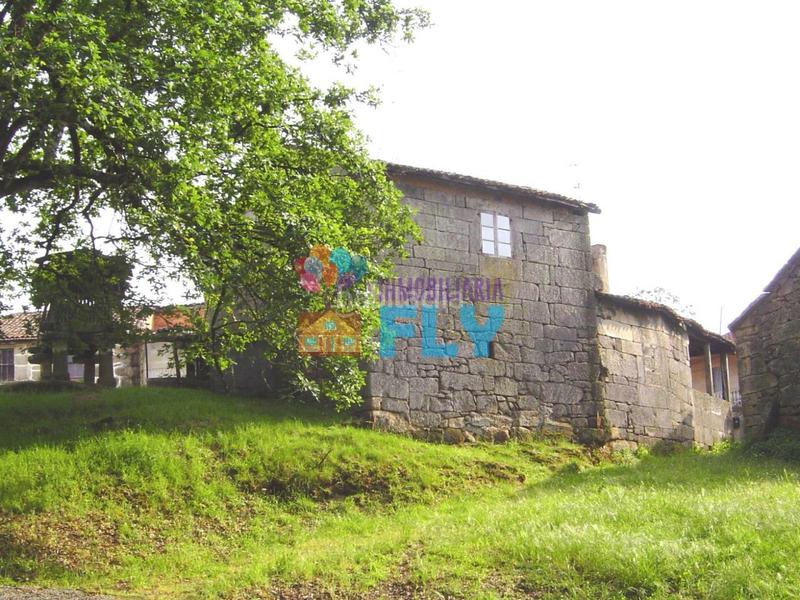 Foto ff8d85ae-8389-4dc2-b894-19f1b2baebde. Casa amb calefacció a Amoeiro