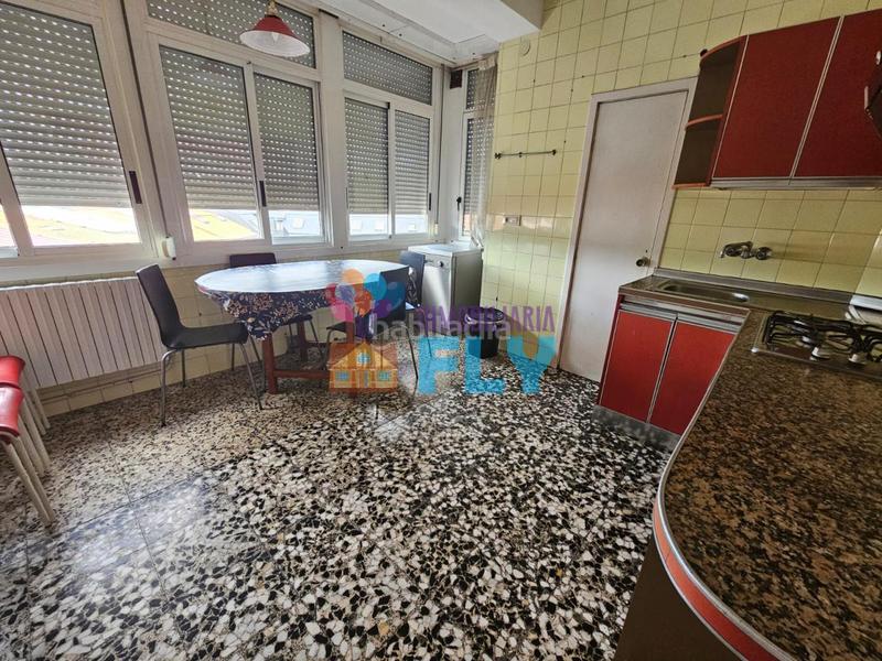 Foto 5a360af7-d22c-4d21-8b66-3a5324d1b4b7. Location duplex avec chauffage dans Universidad Ourense