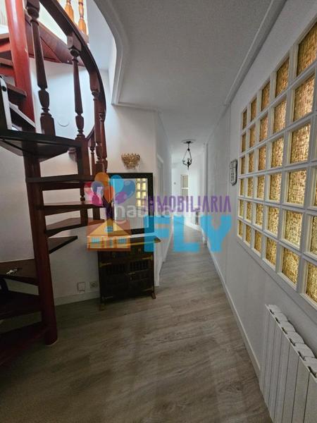 Foto 612d2c89-f3ec-470b-a15a-e040497f137e. Location duplex avec chauffage dans Universidad Ourense
