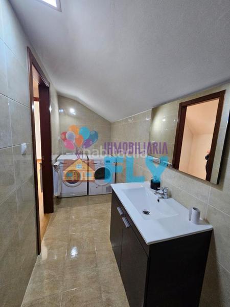 Foto 9129fd49-264f-4d65-b8b0-ad60389f0670. Rent duplex with heating parking in Couto Ourense