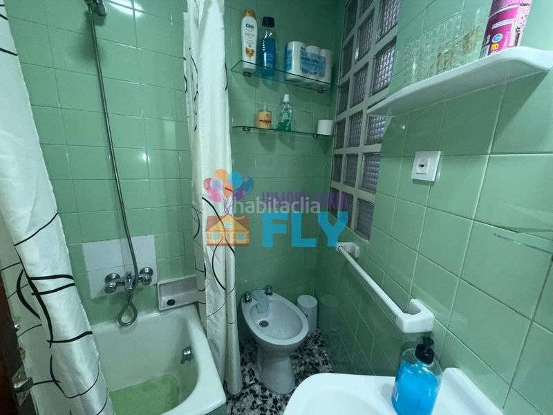 Foto 1ec44383-941f-4697-bd9b-561935332775. Pis a Universidad Ourense