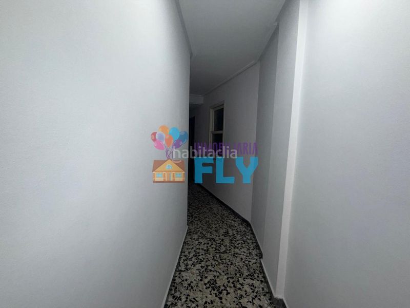 Foto 58fb0c57-fcec-4e31-a528-bc15c8c2c09a. Pis a Universidad Ourense