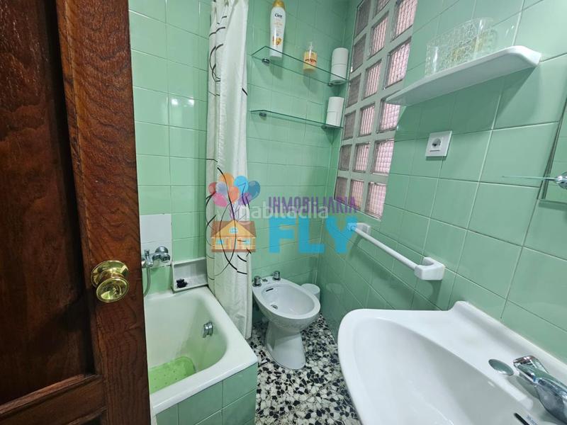 Foto 774c9d25-d60e-4f71-8e8f-cc9257fd6a91. Pis a Universidad Ourense